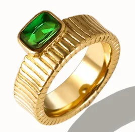Zircon Inlaid Waterproof Stainless Steel Ring
