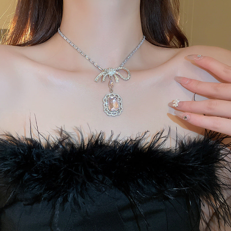 Inlaid Rhinestone Necklace Earrings Two Pcs Set Zircon Square Bow Jewelry Sets Light Luxury Fashion High Sense Accessories Gifts