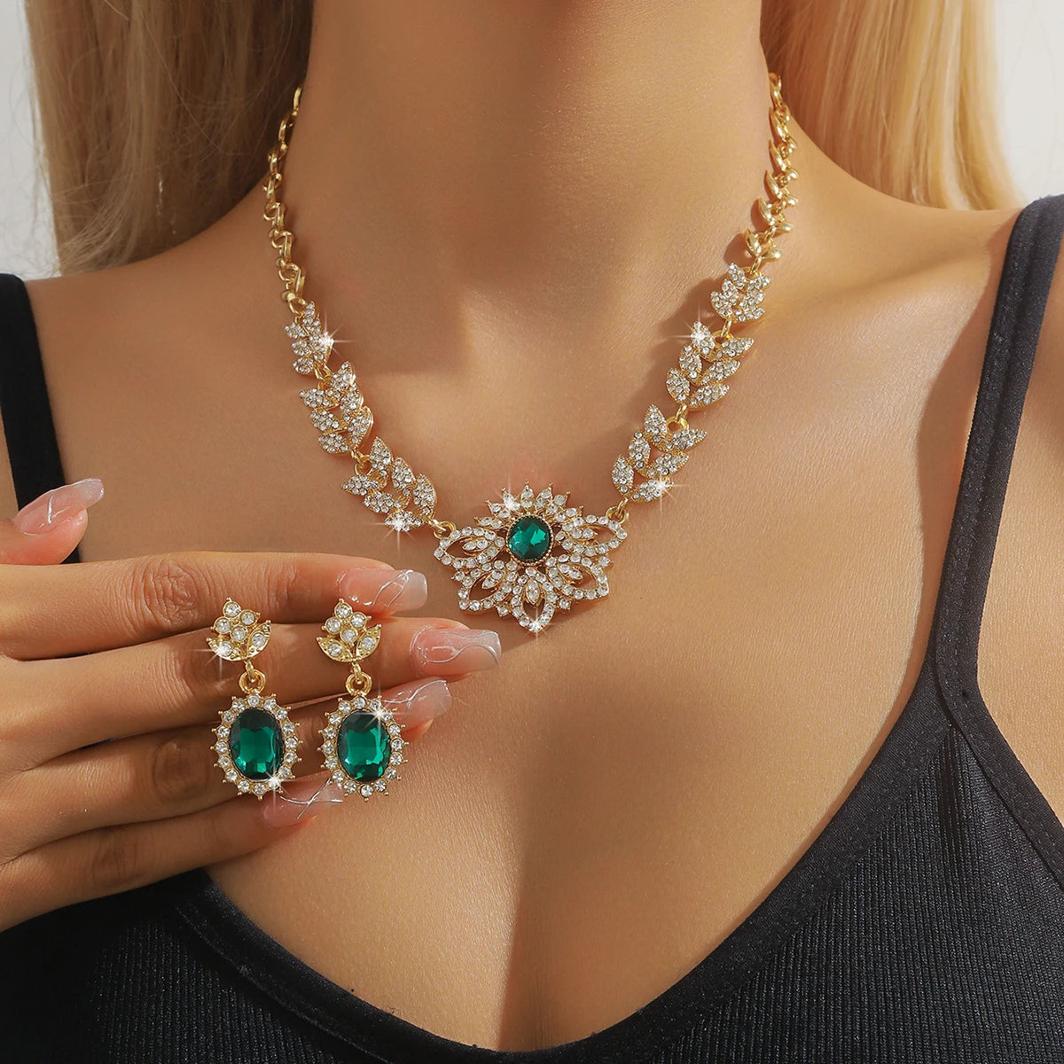 Royal Emerald Floral Necklace & Earring Set
