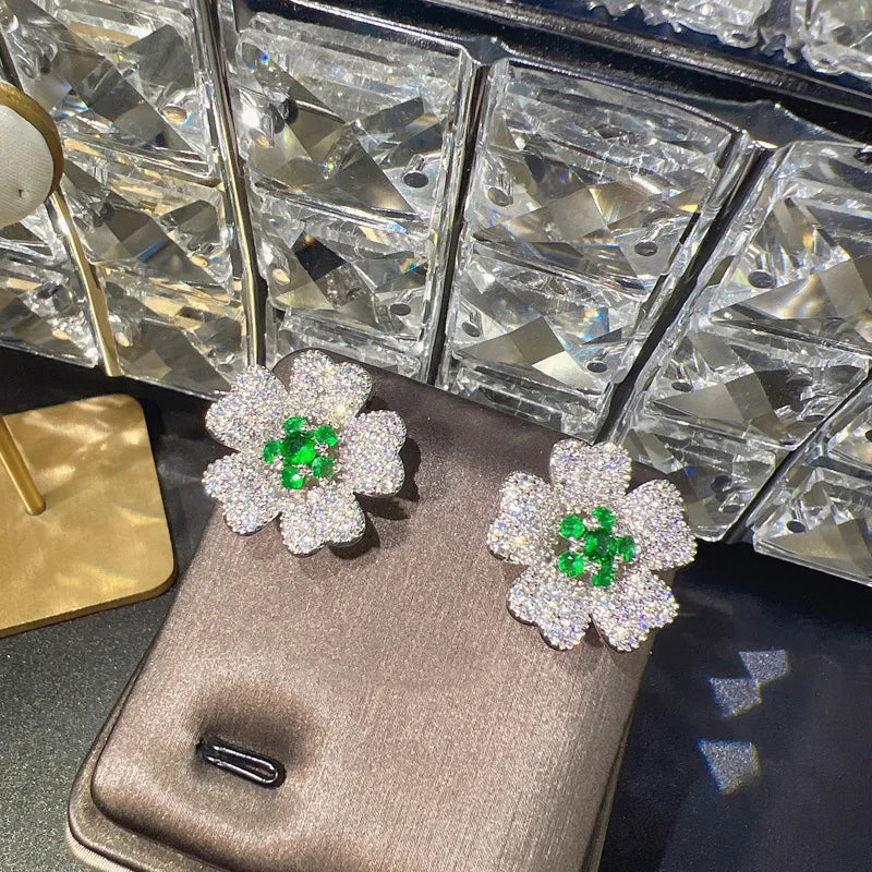 Delicate Noble Flower Lab Emerald Zirconia Jewelry Sets for Ladies 925 Silver Color Gorgeous Bridal Banquet Necklace Earrings